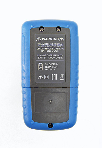 LA-1012 Детектор скрытой проводки и коммуникаций